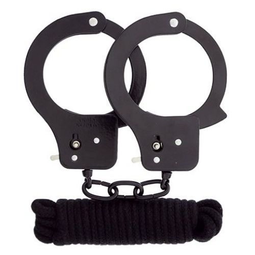 Чёрные наручники из листового металла в комплекте с веревкой BONDX METAL CUFFS LOVE ROPE SET